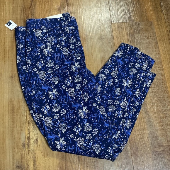GAP Denim - Gap blue & white floral mid rise skinny ankle jeans size 10R NWT